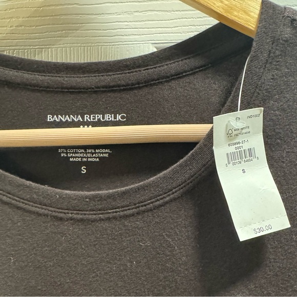 NWT Brown, Long-sleeved Tee. Size Small. Super soft! - Picture 2 of 3